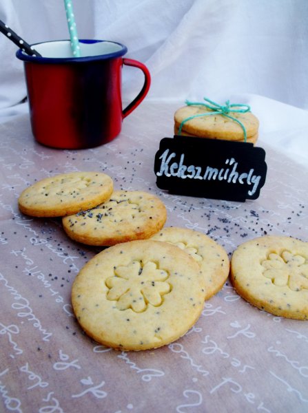 mákos marcipános keksz